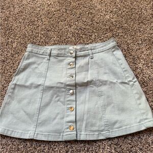 Forever 21 Light Gray Button-Up Mini Skirt